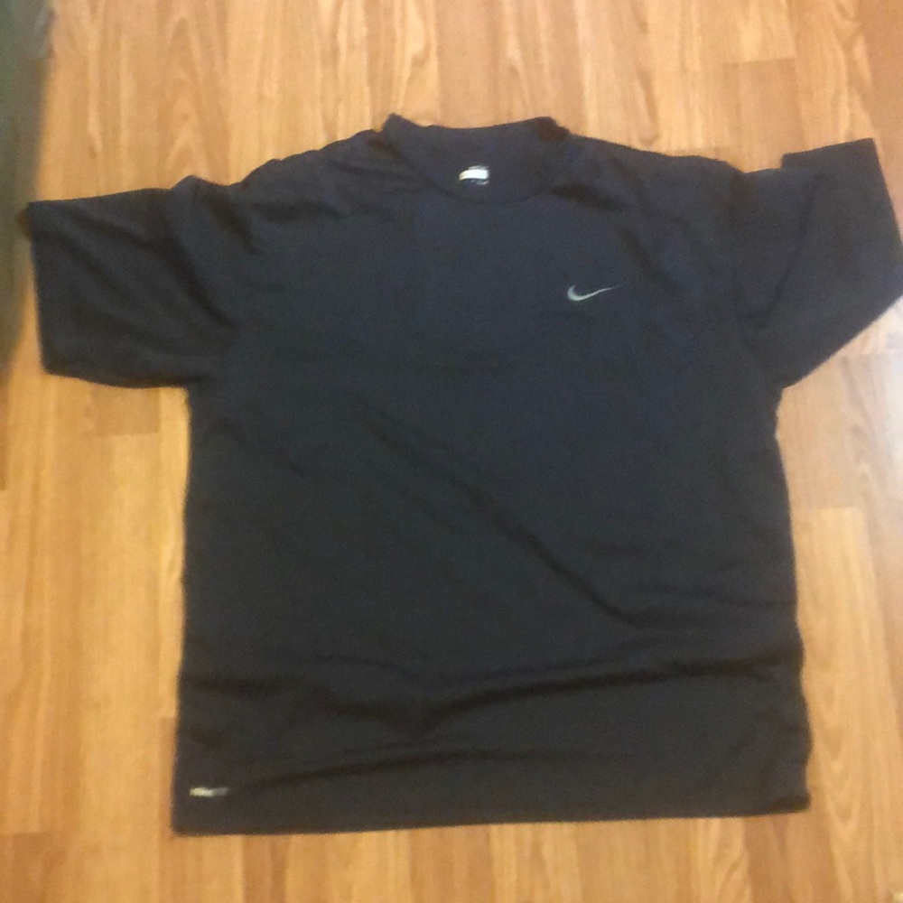 Nike DriFit Tee